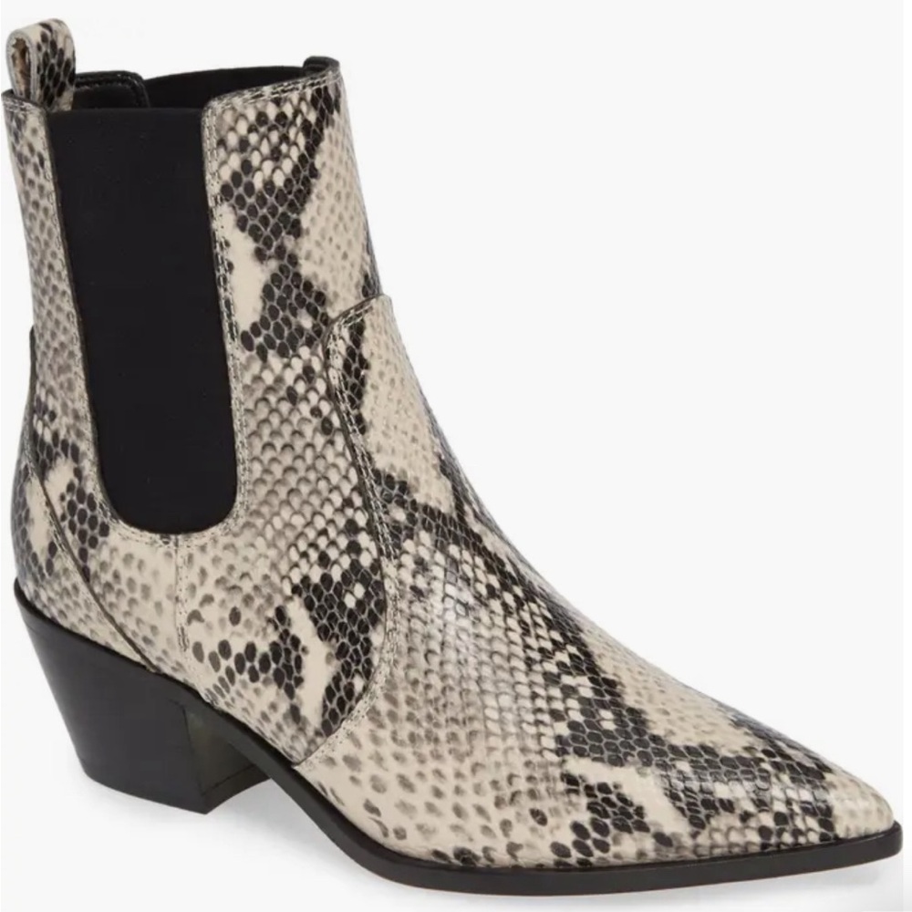 Paige Willa Chelsea Bootie | Size 8M | Roccia Snake Print